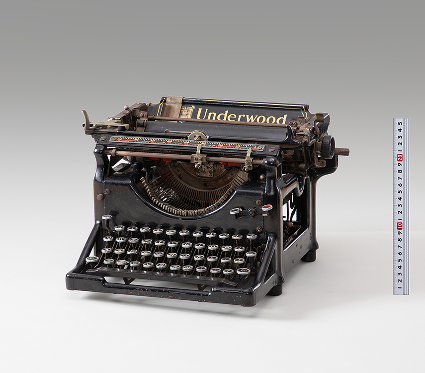 ≪超目玉☆12月≫ アンダーウッド Underwood タイプライター- タイプ